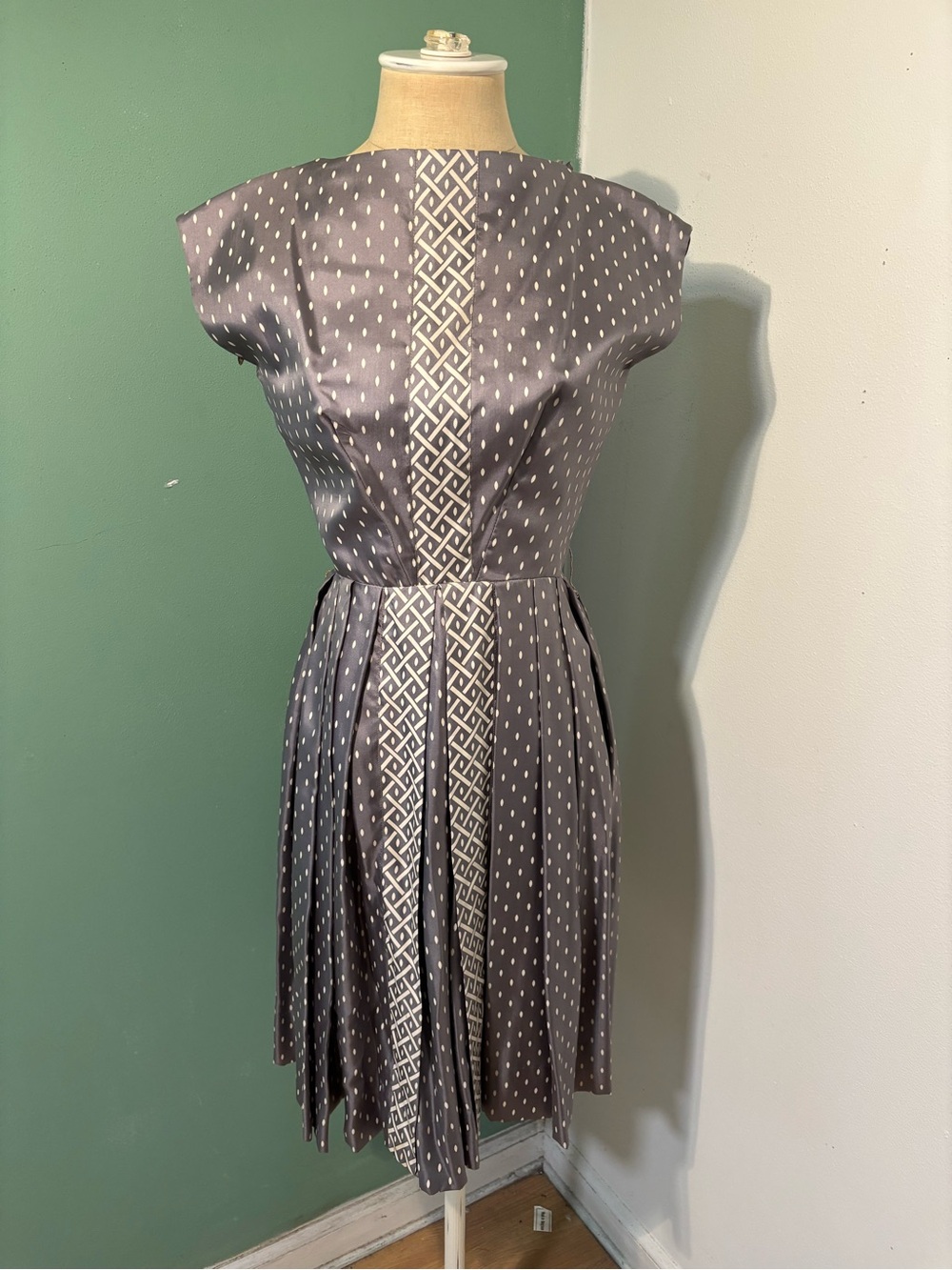 Vintage 1950’s Suzy Perette Grey Poka Dot Midi Dress